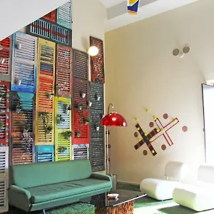 Urban Pop 2 Bed & Breakfast Katánie